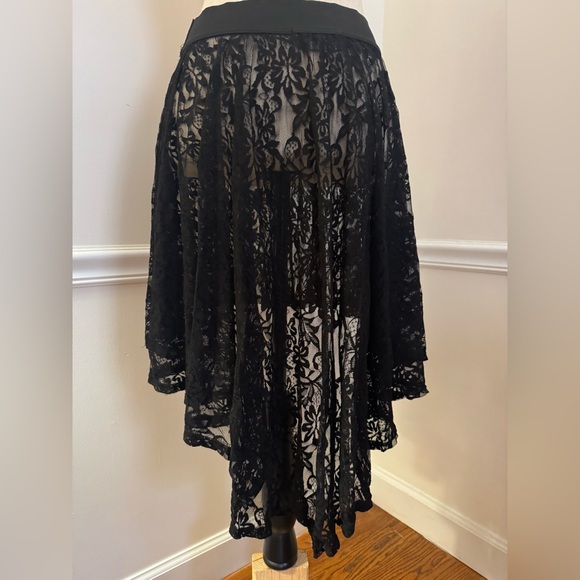 Urban Outfitters Trendy Sparkle & Fade Black Lace Low High Skirt Size L - Picture 4 of 12